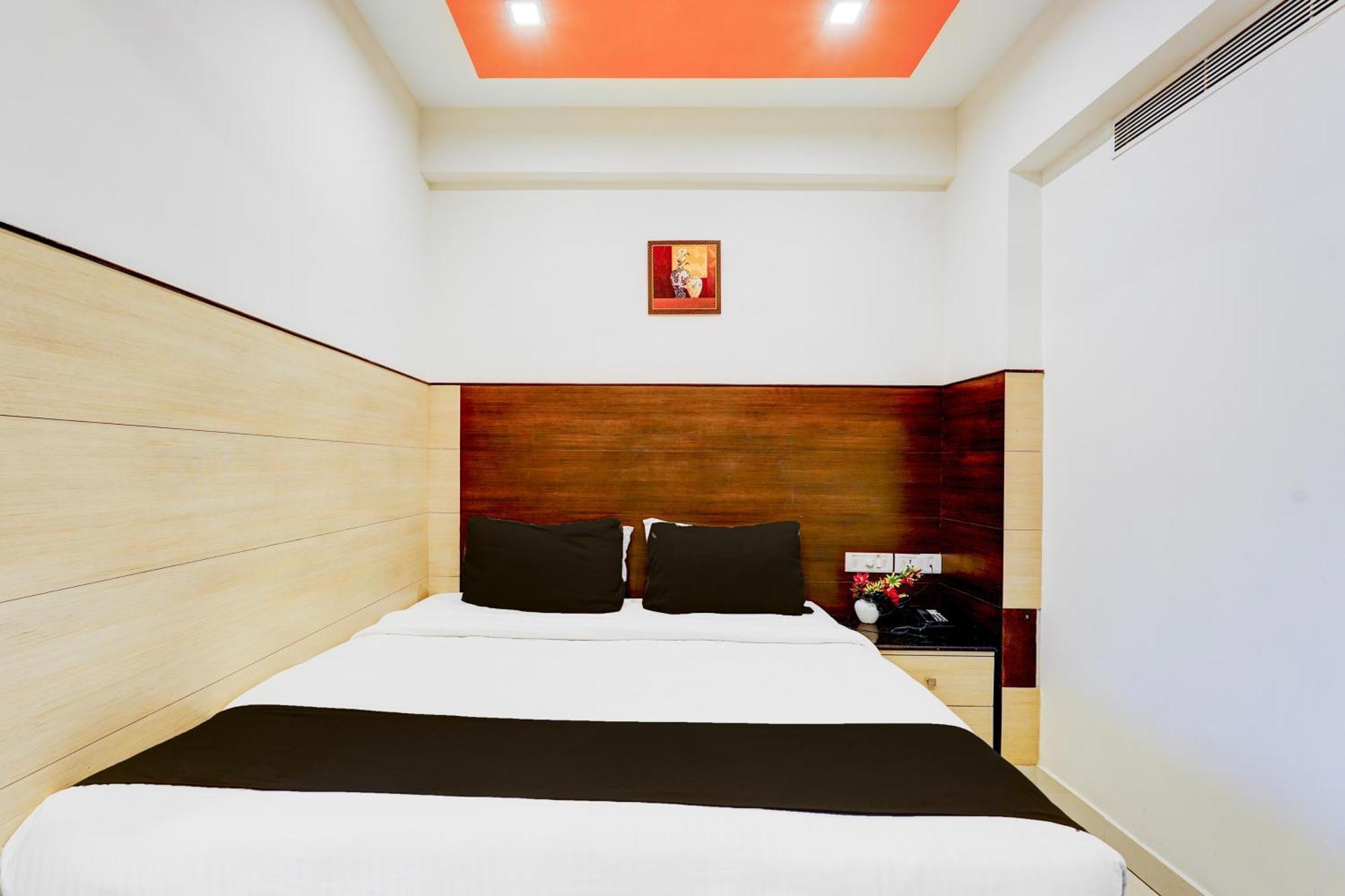 Super Townhouse Chennai Near Airport Formerly Sai Bala Budget Bagian luar foto