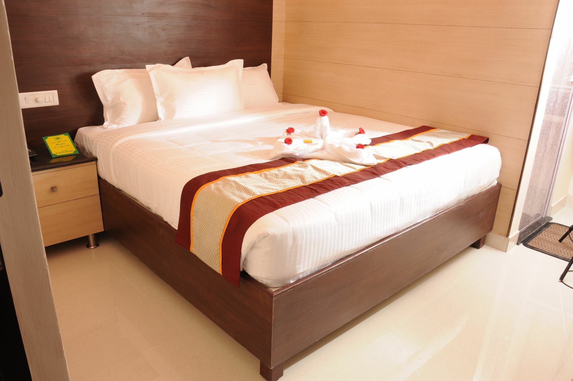 Super Townhouse Chennai Near Airport Formerly Sai Bala Budget Bagian luar foto